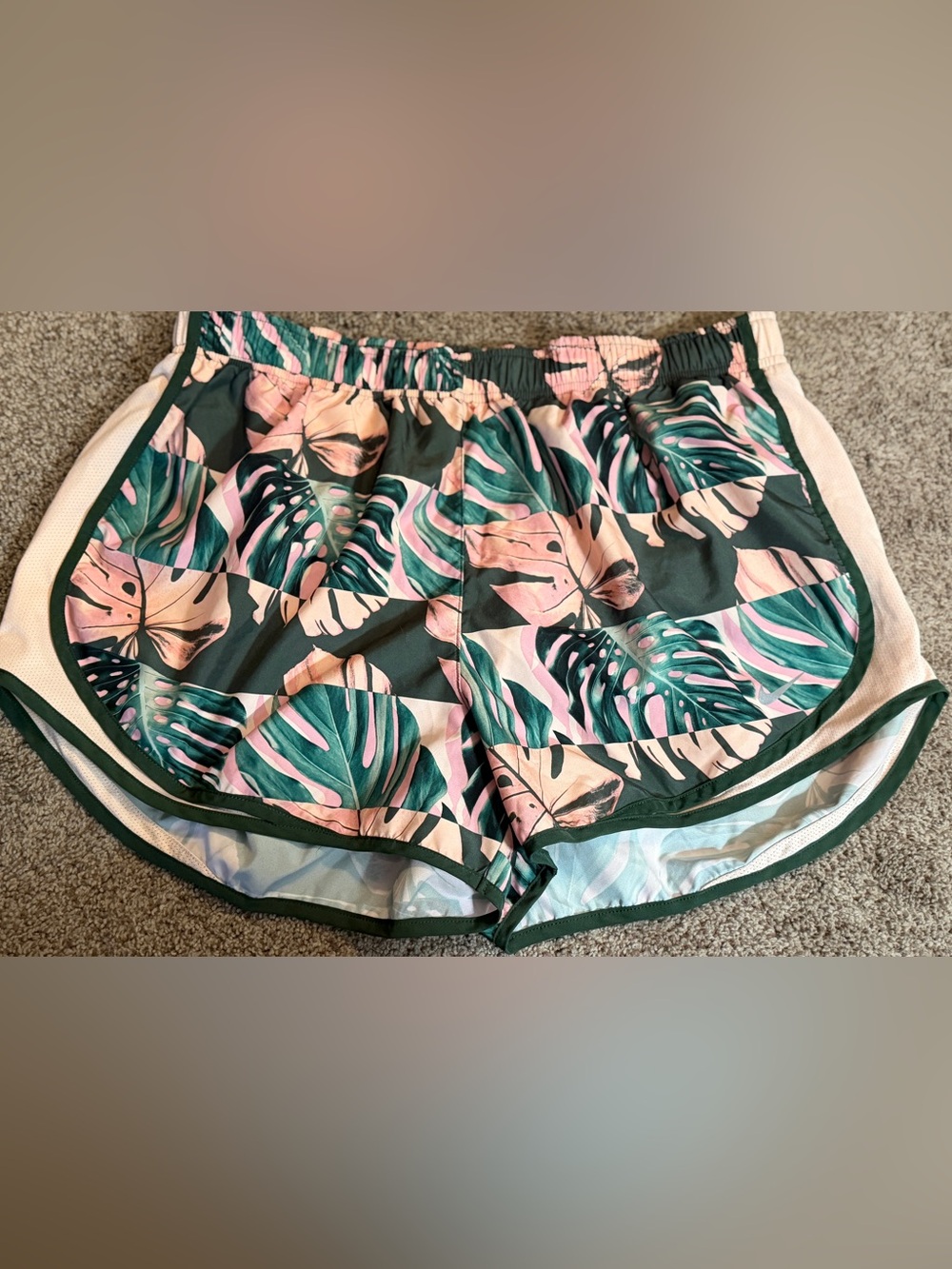 Nike Floral Dri-Fit Shorts  Size XL